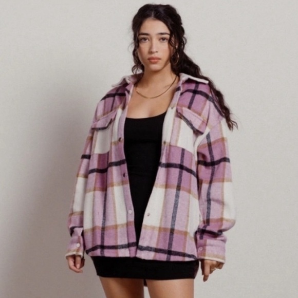 ✨ Cute Shacket for Fall - Size Small ✨ - Picture 2 of 6